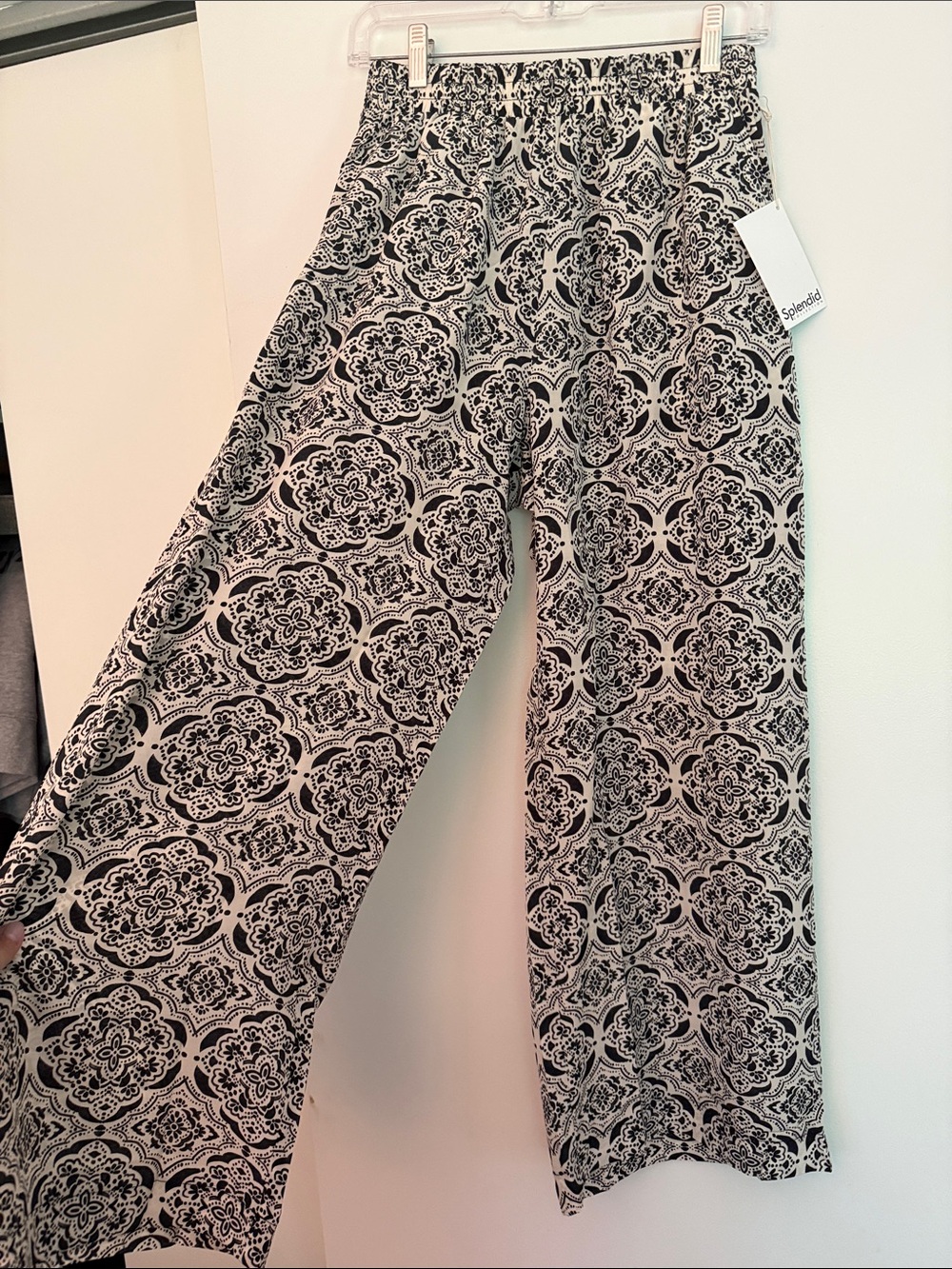 Splendid Black and Cream Printed silky pants